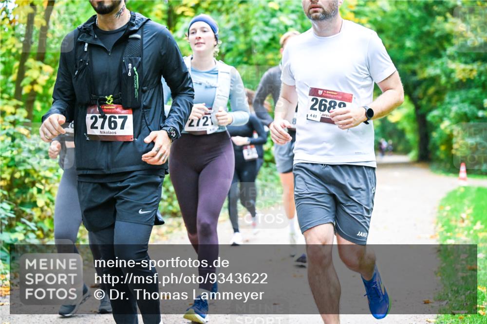 12.10.2025 - Bramfelder Halbmarathon 2025 Dr. Thomas Lammeyer http://msf.ph/oto/9343622 12.10.2025 09:58:59 Laufen 2767, 2721, 34, 268, 61 meine-sportfotos.de