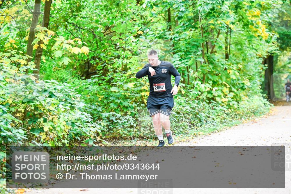12.10.2025 - Bramfelder Halbmarathon 2025 Dr. Thomas Lammeyer http://msf.ph/oto/9343644 12.10.2025 09:59:10 Laufen 2867 meine-sportfotos.de
