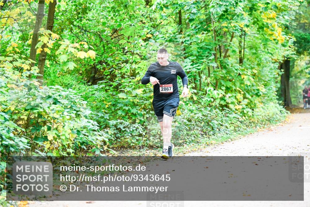 12.10.2025 - Bramfelder Halbmarathon 2025 Dr. Thomas Lammeyer http://msf.ph/oto/9343645 12.10.2025 09:59:10 Laufen 2867 meine-sportfotos.de