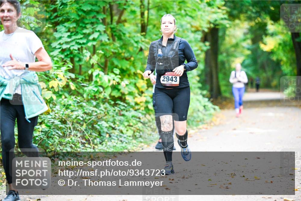 12.10.2025 - Bramfelder Halbmarathon 2025 Dr. Thomas Lammeyer http://msf.ph/oto/9343723 12.10.2025 09:59:34 Laufen 2943 meine-sportfotos.de