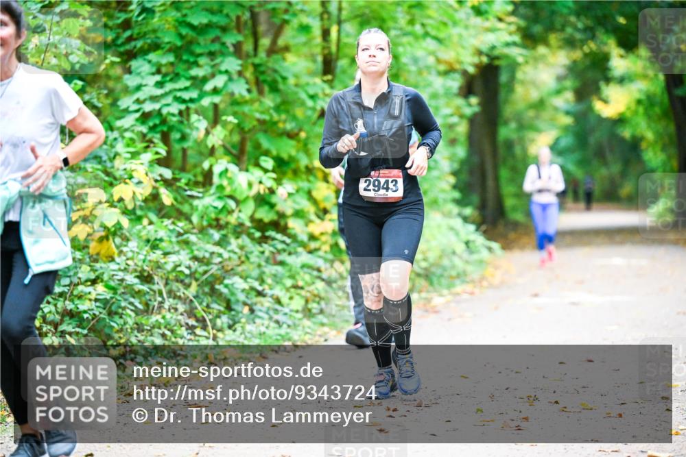 12.10.2025 - Bramfelder Halbmarathon 2025 Dr. Thomas Lammeyer http://msf.ph/oto/9343724 12.10.2025 09:59:34 Laufen 2943 meine-sportfotos.de