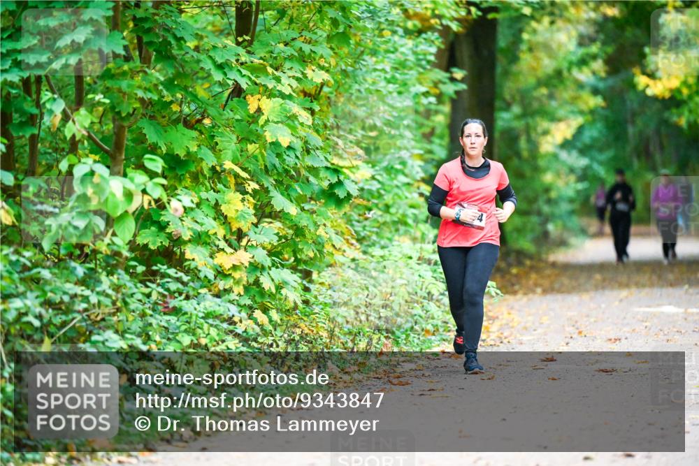 12.10.2025 - Bramfelder Halbmarathon 2025 Dr. Thomas Lammeyer http://msf.ph/oto/9343847 12.10.2025 10:00:59 Laufen  meine-sportfotos.de