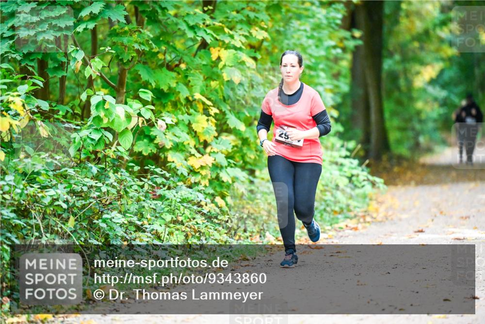 12.10.2025 - Bramfelder Halbmarathon 2025 Dr. Thomas Lammeyer http://msf.ph/oto/9343860 12.10.2025 10:01:01 Laufen 29 meine-sportfotos.de