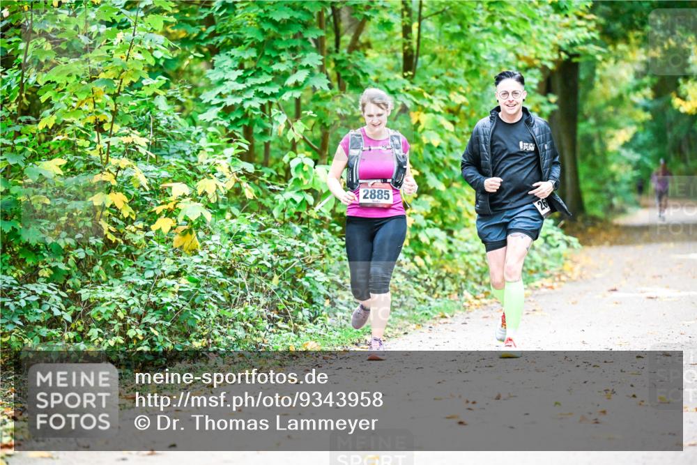 12.10.2025 - Bramfelder Halbmarathon 2025 Dr. Thomas Lammeyer http://msf.ph/oto/9343958 12.10.2025 10:01:44 Laufen 2885, 26 meine-sportfotos.de