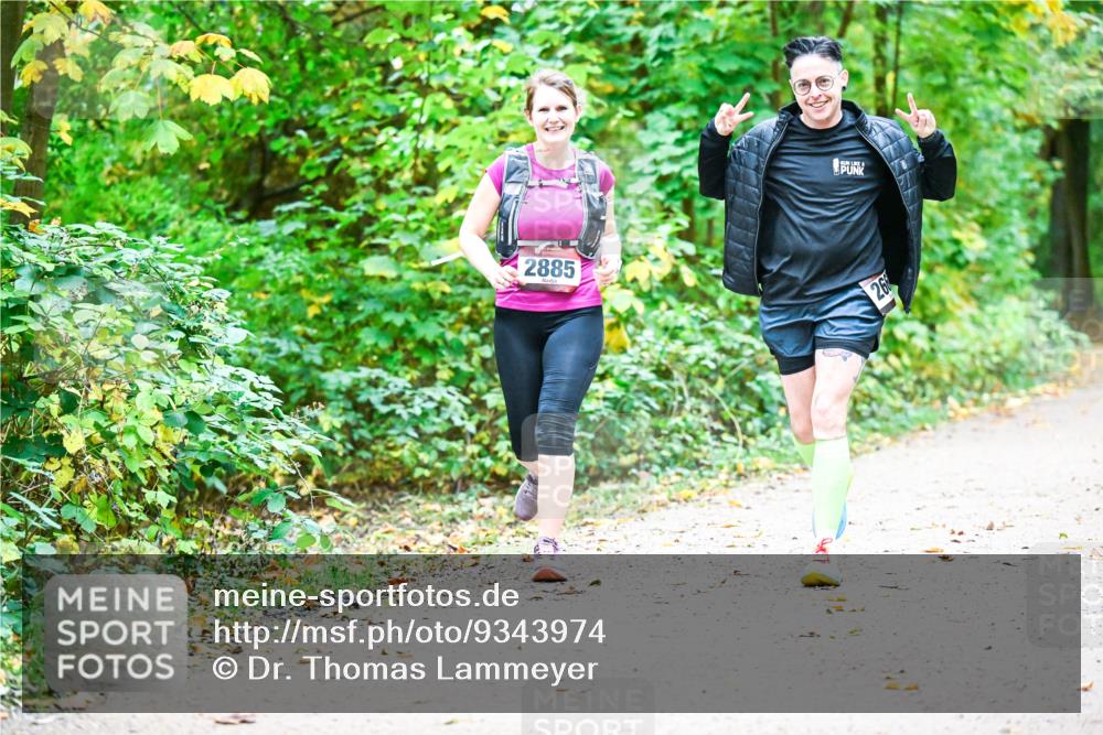 12.10.2025 - Bramfelder Halbmarathon 2025 Dr. Thomas Lammeyer http://msf.ph/oto/9343974 12.10.2025 10:01:46 Laufen 2885, 26 meine-sportfotos.de