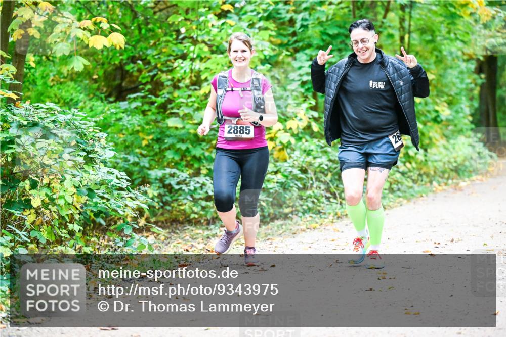 12.10.2025 - Bramfelder Halbmarathon 2025 Dr. Thomas Lammeyer http://msf.ph/oto/9343975 12.10.2025 10:01:47 Laufen 2885, 26 meine-sportfotos.de