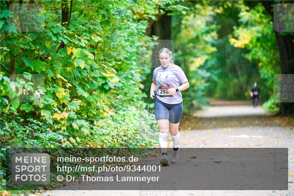 12.10.2025 - Bramfelder Halbmarathon 2025 Dr. Thomas Lammeyer http://msf.ph/oto/9344001 12.10.2025 10:02:23 Laufen 292 meine-sportfotos.de