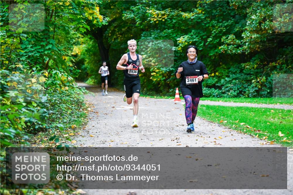 12.10.2025 - Bramfelder Halbmarathon 2025 Dr. Thomas Lammeyer http://msf.ph/oto/9344051 12.10.2025 10:03:07 Laufen 2936, 2461 meine-sportfotos.de