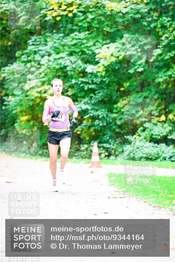 12.10.2025 - Bramfelder Halbmarathon 2025 Dr. Thomas Lammeyer http://msf.ph/oto/9344164 12.10.2025 10:05:42 Laufen 41 meine-sportfotos.de