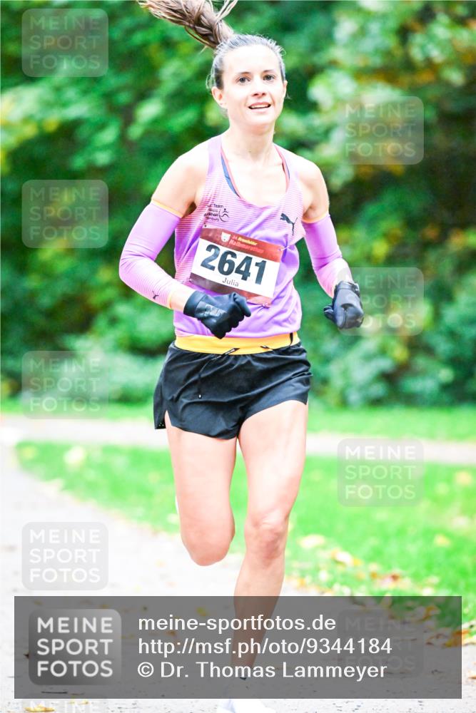 12.10.2025 - Bramfelder Halbmarathon 2025 Dr. Thomas Lammeyer http://msf.ph/oto/9344184 12.10.2025 10:05:45 Laufen 34, 2641 meine-sportfotos.de