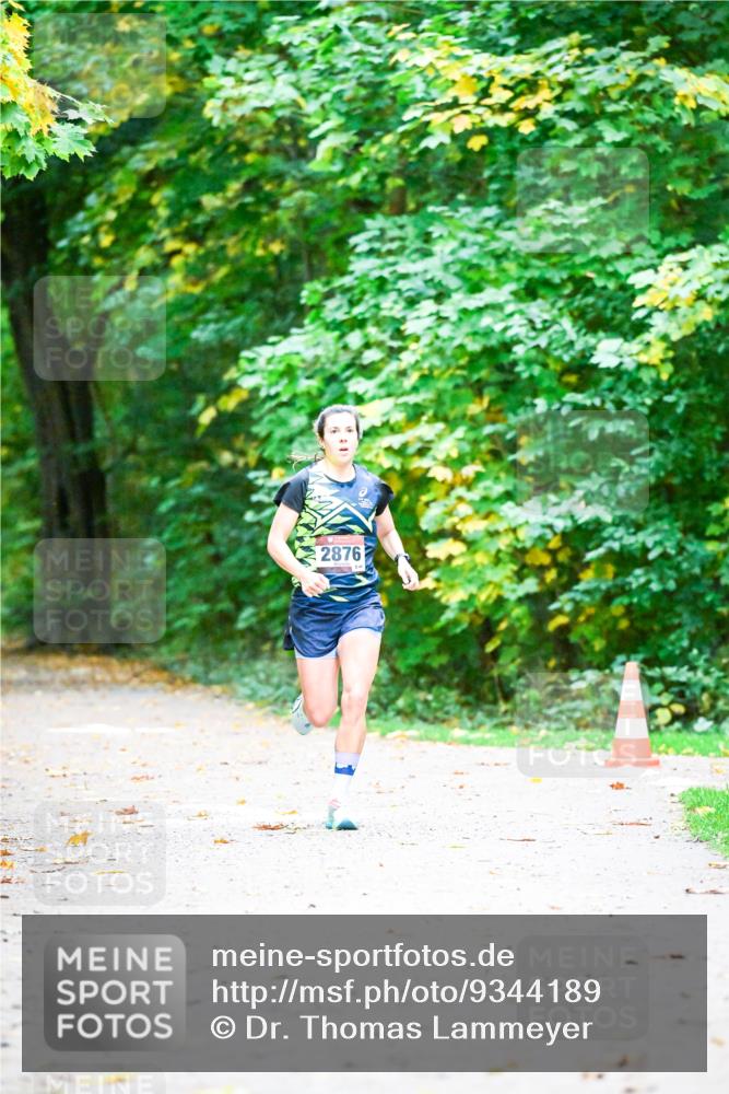 12.10.2025 - Bramfelder Halbmarathon 2025 Dr. Thomas Lammeyer http://msf.ph/oto/9344189 12.10.2025 10:06:30 Laufen 2876 meine-sportfotos.de