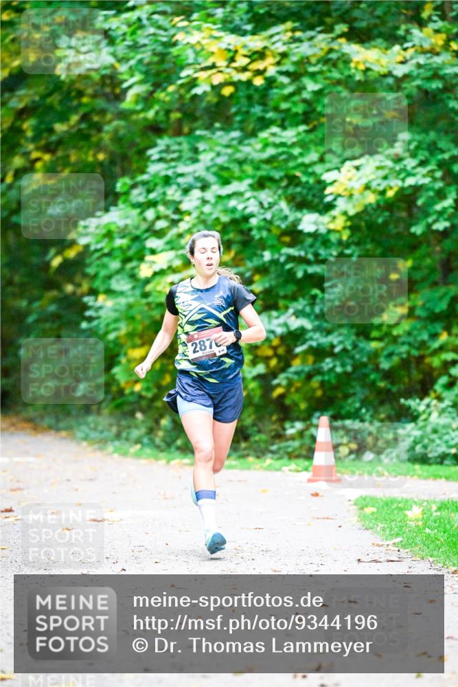 12.10.2025 - Bramfelder Halbmarathon 2025 Dr. Thomas Lammeyer http://msf.ph/oto/9344196 12.10.2025 10:06:31 Laufen 2876, 844 meine-sportfotos.de