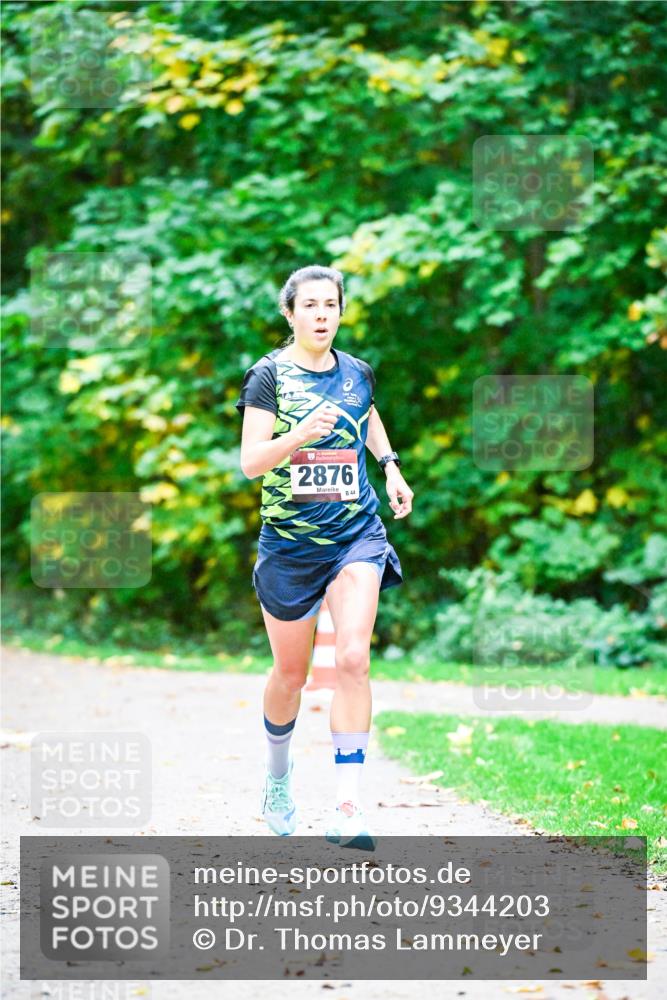 12.10.2025 - Bramfelder Halbmarathon 2025 Dr. Thomas Lammeyer http://msf.ph/oto/9344203 12.10.2025 10:06:32 Laufen 2876, 44 meine-sportfotos.de