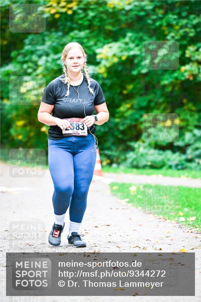 12.10.2025 - Bramfelder Halbmarathon 2025 Dr. Thomas Lammeyer http://msf.ph/oto/9344272 12.10.2025 10:07:23 Laufen 2583, 48 meine-sportfotos.de