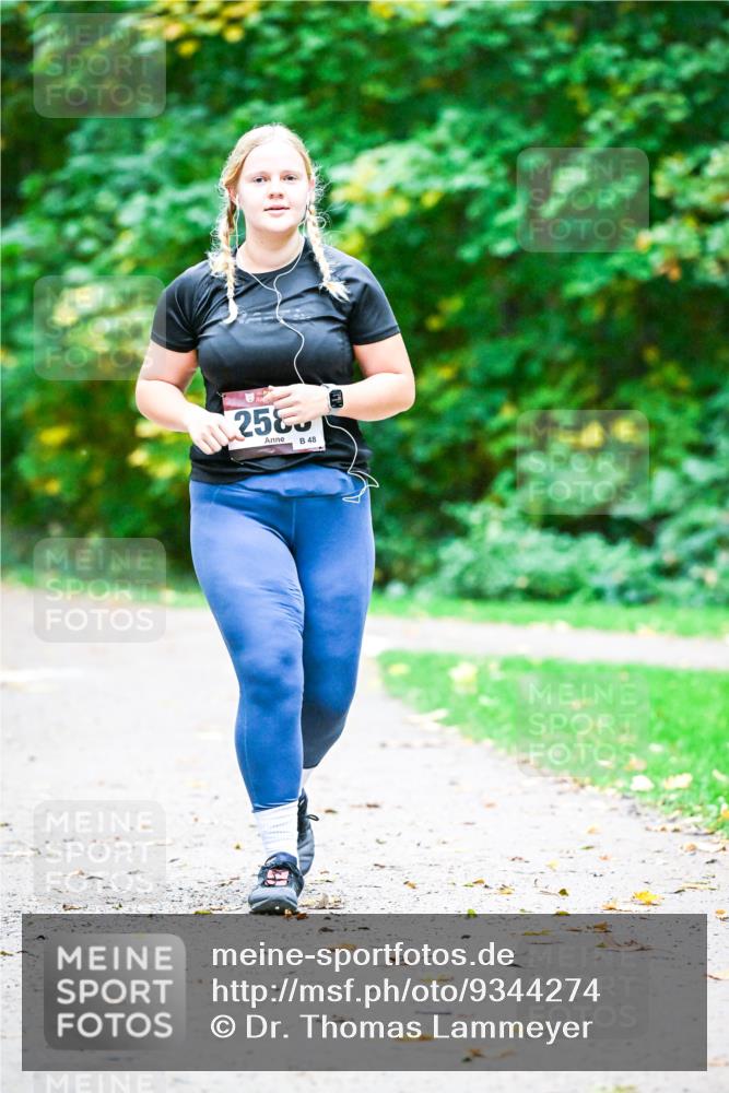 12.10.2025 - Bramfelder Halbmarathon 2025 Dr. Thomas Lammeyer http://msf.ph/oto/9344274 12.10.2025 10:07:24 Laufen 258, 48 meine-sportfotos.de