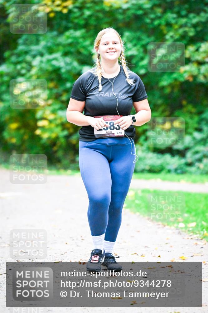 12.10.2025 - Bramfelder Halbmarathon 2025 Dr. Thomas Lammeyer http://msf.ph/oto/9344278 12.10.2025 10:07:24 Laufen 48 meine-sportfotos.de