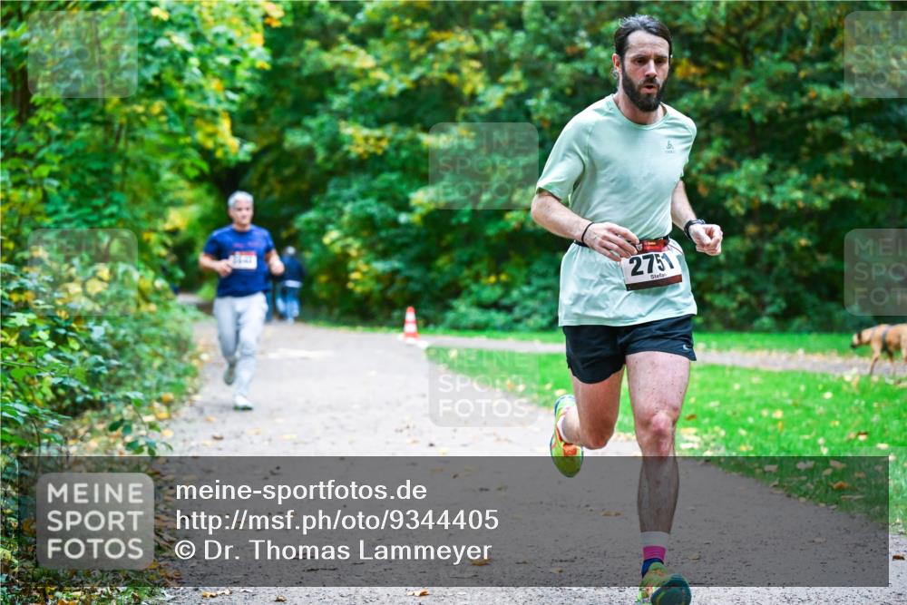 12.10.2025 - Bramfelder Halbmarathon 2025 Dr. Thomas Lammeyer http://msf.ph/oto/9344405 12.10.2025 10:09:06 Laufen 2751 meine-sportfotos.de