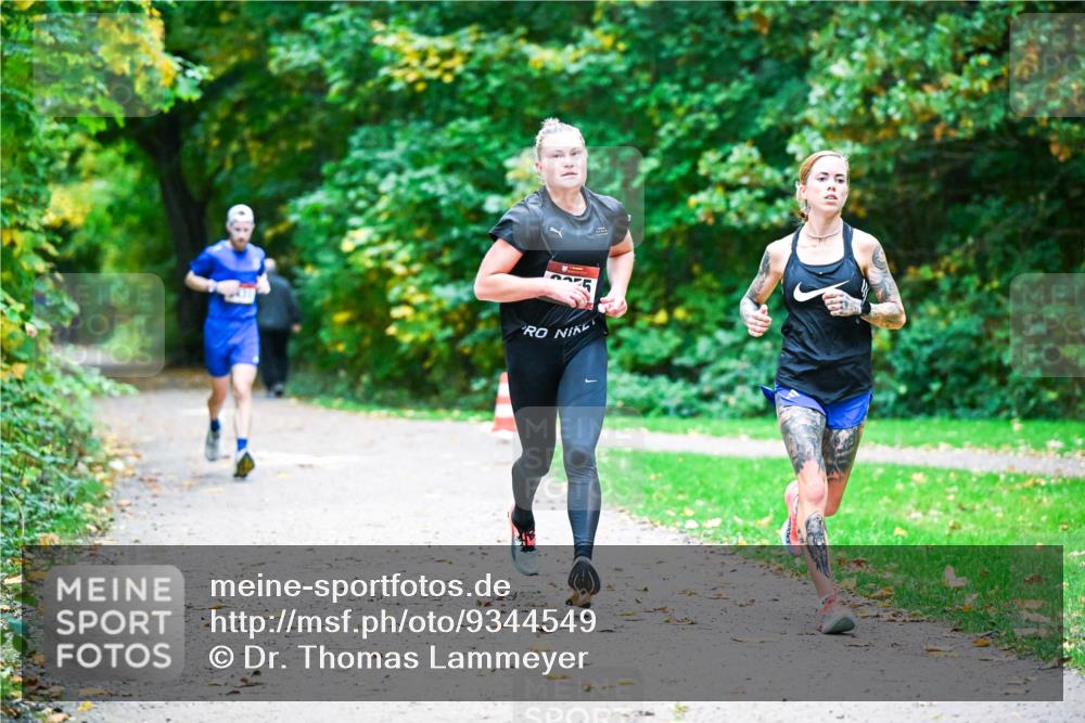 12.10.2025 - Bramfelder Halbmarathon 2025 Dr. Thomas Lammeyer http://msf.ph/oto/9344549 12.10.2025 10:11:00 Laufen  meine-sportfotos.de