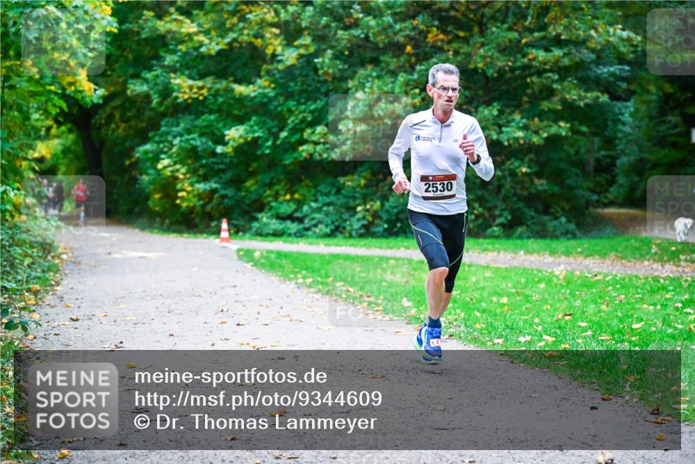 12.10.2025 - Bramfelder Halbmarathon 2025 Dr. Thomas Lammeyer http://msf.ph/oto/9344609 12.10.2025 10:11:16 Laufen 2530 meine-sportfotos.de