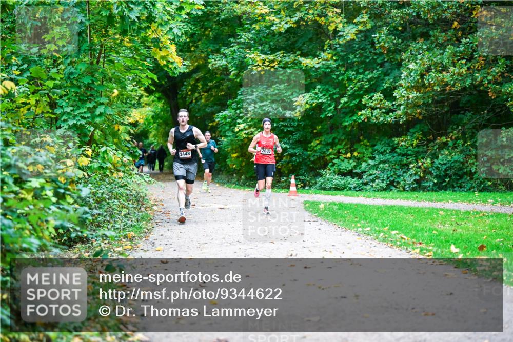 12.10.2025 - Bramfelder Halbmarathon 2025 Dr. Thomas Lammeyer http://msf.ph/oto/9344622 12.10.2025 10:11:24 Laufen 2448, 2633 meine-sportfotos.de