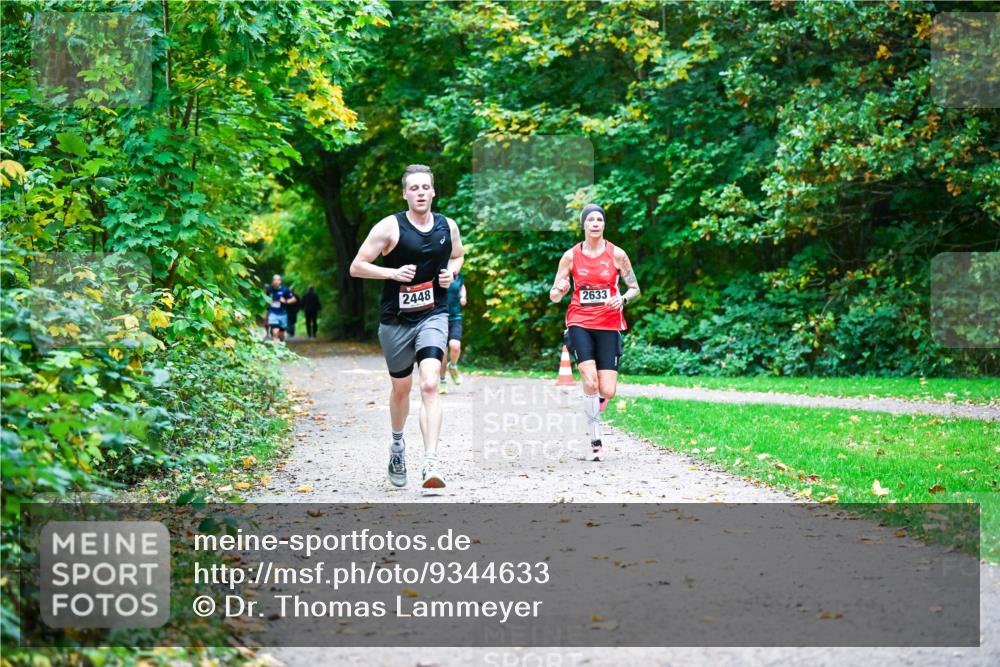 12.10.2025 - Bramfelder Halbmarathon 2025 Dr. Thomas Lammeyer http://msf.ph/oto/9344633 12.10.2025 10:11:26 Laufen 2448, 2633 meine-sportfotos.de