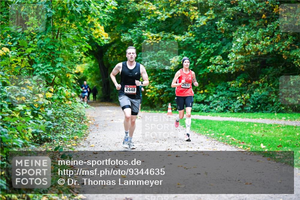 12.10.2025 - Bramfelder Halbmarathon 2025 Dr. Thomas Lammeyer http://msf.ph/oto/9344635 12.10.2025 10:11:26 Laufen 2448, 2633 meine-sportfotos.de