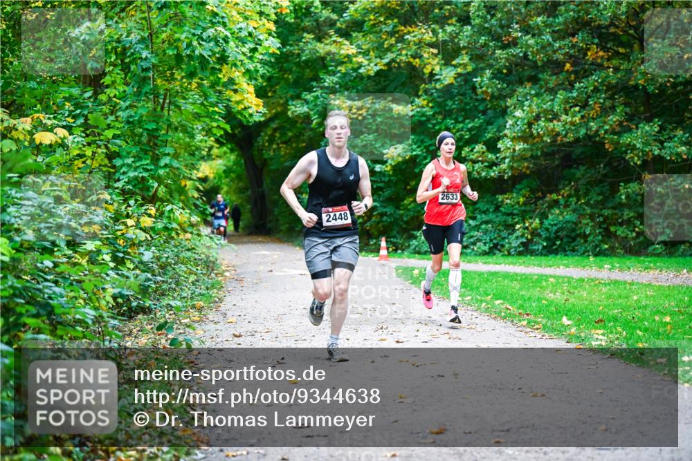 12.10.2025 - Bramfelder Halbmarathon 2025 Dr. Thomas Lammeyer http://msf.ph/oto/9344638 12.10.2025 10:11:27 Laufen 2448, 2633 meine-sportfotos.de