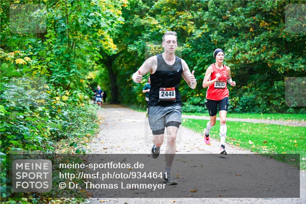 12.10.2025 - Bramfelder Halbmarathon 2025 Dr. Thomas Lammeyer http://msf.ph/oto/9344641 12.10.2025 10:11:27 Laufen 2448, 2633 meine-sportfotos.de