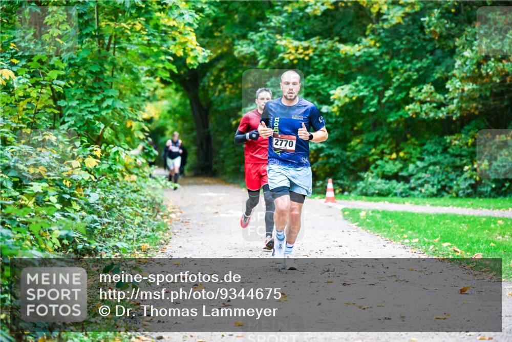 12.10.2025 - Bramfelder Halbmarathon 2025 Dr. Thomas Lammeyer http://msf.ph/oto/9344675 12.10.2025 10:11:35 Laufen 2770, 21, 09, 2025 meine-sportfotos.de