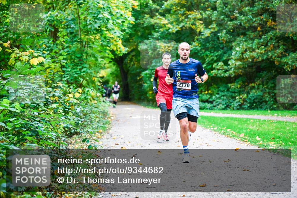 12.10.2025 - Bramfelder Halbmarathon 2025 Dr. Thomas Lammeyer http://msf.ph/oto/9344682 12.10.2025 10:11:36 Laufen 21, 09, 2025, 2770 meine-sportfotos.de