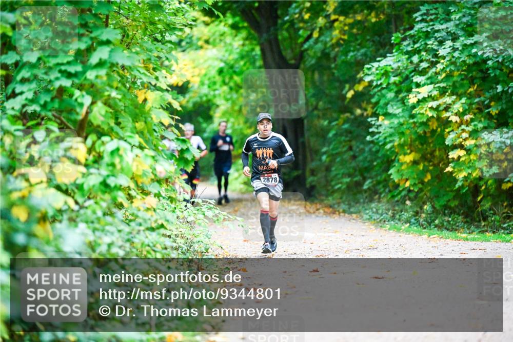 12.10.2025 - Bramfelder Halbmarathon 2025 Dr. Thomas Lammeyer http://msf.ph/oto/9344801 12.10.2025 10:12:36 Laufen 2878 meine-sportfotos.de