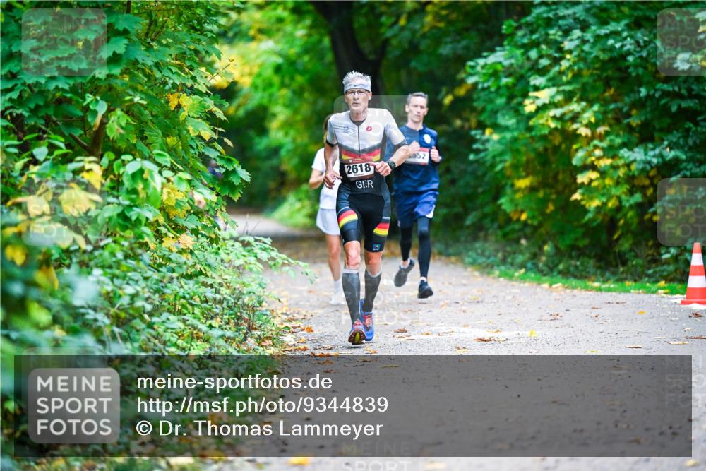 12.10.2025 - Bramfelder Halbmarathon 2025 Dr. Thomas Lammeyer http://msf.ph/oto/9344839 12.10.2025 10:12:44 Laufen 2618, 52 meine-sportfotos.de