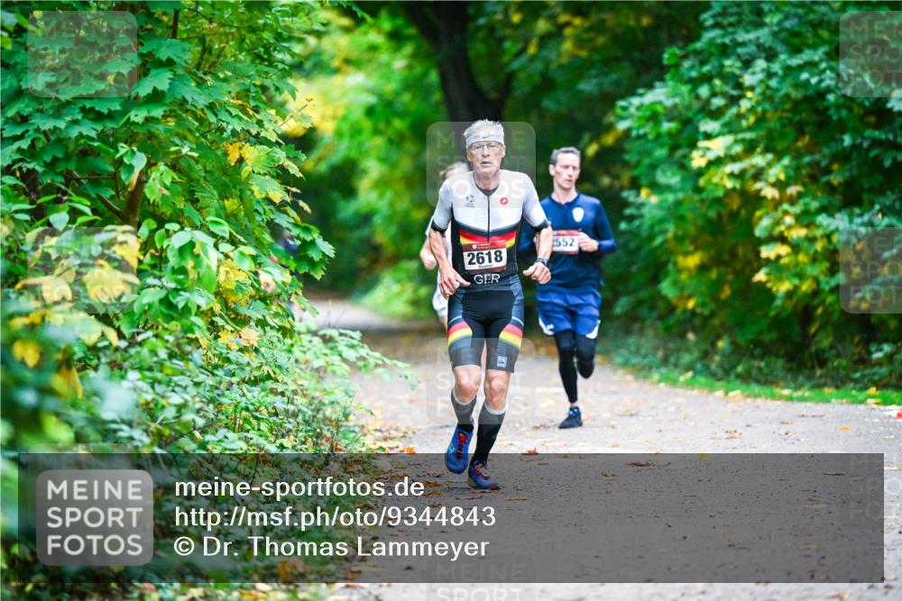 12.10.2025 - Bramfelder Halbmarathon 2025 Dr. Thomas Lammeyer http://msf.ph/oto/9344843 12.10.2025 10:12:44 Laufen 0, 2618, 552 meine-sportfotos.de