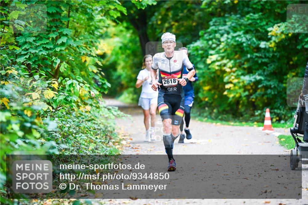 12.10.2025 - Bramfelder Halbmarathon 2025 Dr. Thomas Lammeyer http://msf.ph/oto/9344850 12.10.2025 10:12:46 Laufen 2618 meine-sportfotos.de