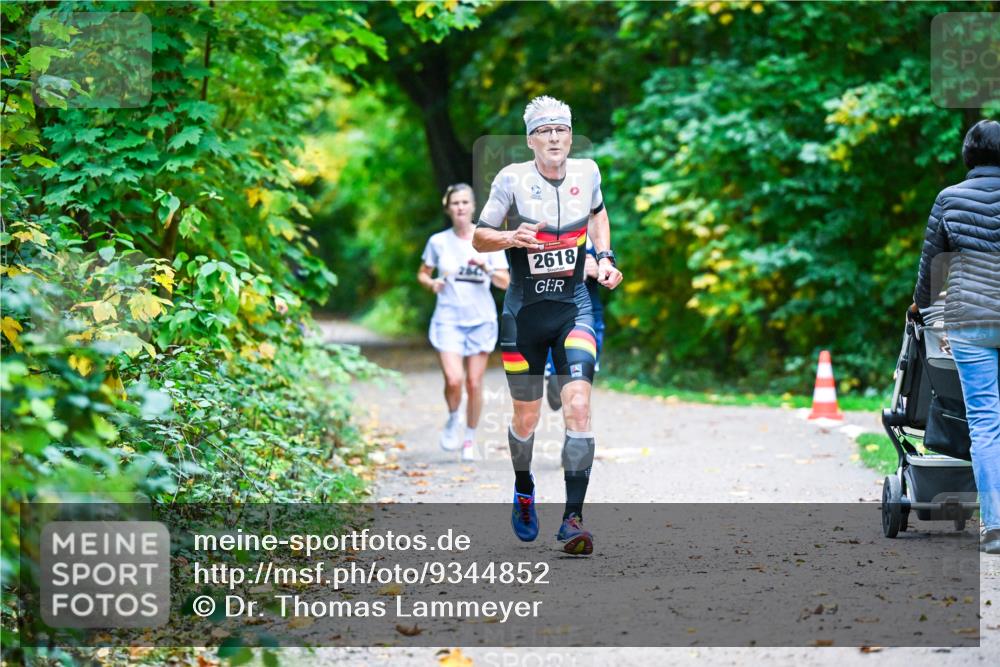 12.10.2025 - Bramfelder Halbmarathon 2025 Dr. Thomas Lammeyer http://msf.ph/oto/9344852 12.10.2025 10:12:46 Laufen 2618 meine-sportfotos.de