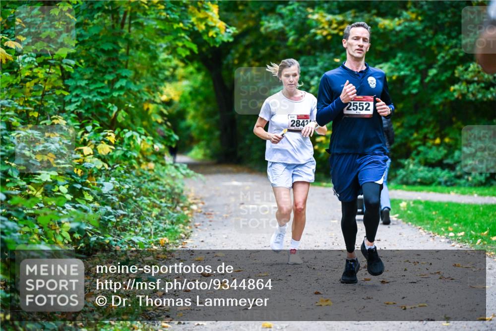12.10.2025 - Bramfelder Halbmarathon 2025 Dr. Thomas Lammeyer http://msf.ph/oto/9344864 12.10.2025 10:12:49 Laufen 2842, 2552 meine-sportfotos.de