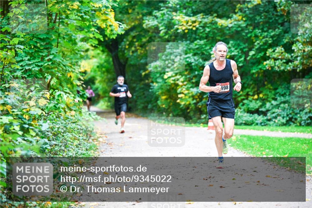 12.10.2025 - Bramfelder Halbmarathon 2025 Dr. Thomas Lammeyer http://msf.ph/oto/9345022 12.10.2025 10:13:41 Laufen 498 meine-sportfotos.de