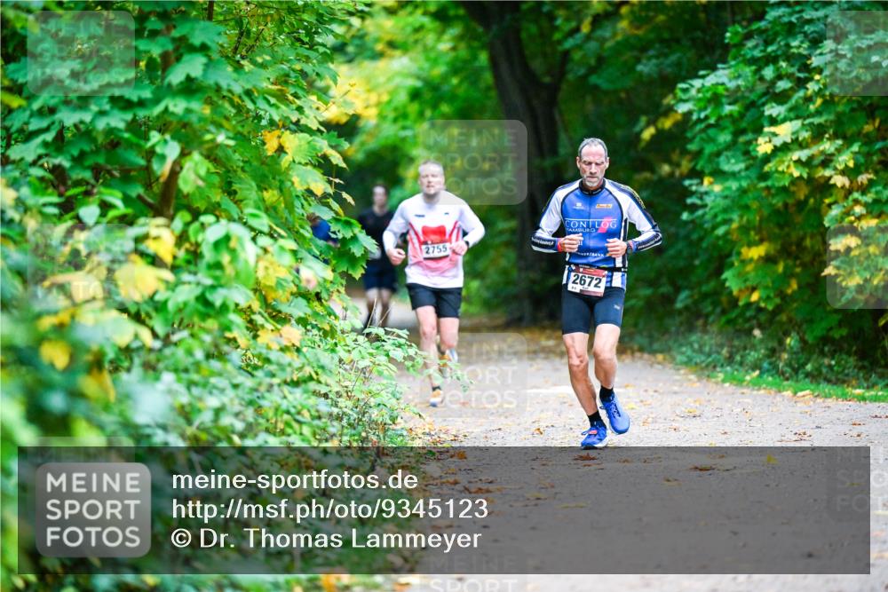 12.10.2025 - Bramfelder Halbmarathon 2025 Dr. Thomas Lammeyer http://msf.ph/oto/9345123 12.10.2025 10:14:22 Laufen 2755, 2672 meine-sportfotos.de