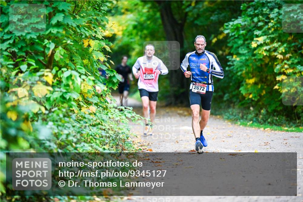 12.10.2025 - Bramfelder Halbmarathon 2025 Dr. Thomas Lammeyer http://msf.ph/oto/9345127 12.10.2025 10:14:22 Laufen 2755, 2672 meine-sportfotos.de