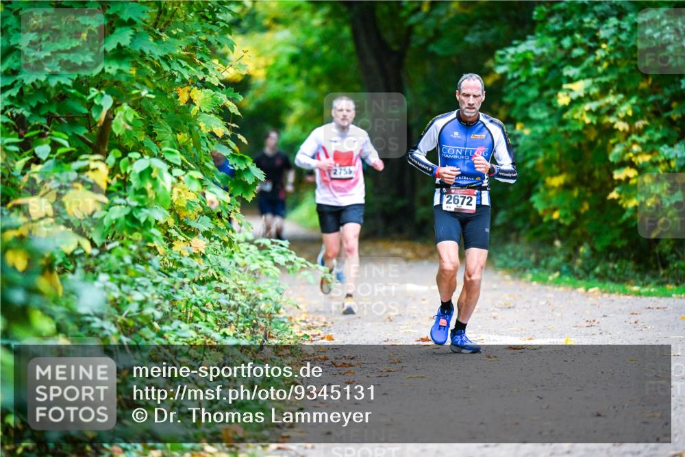 12.10.2025 - Bramfelder Halbmarathon 2025 Dr. Thomas Lammeyer http://msf.ph/oto/9345131 12.10.2025 10:14:23 Laufen 1267, 2672 meine-sportfotos.de