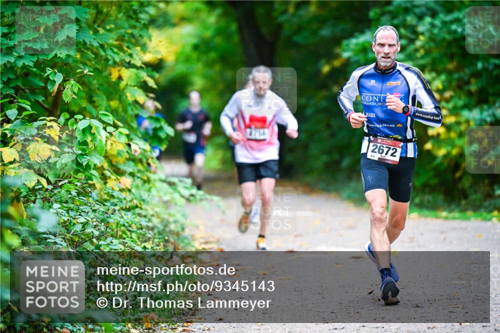 12.10.2025 - Bramfelder Halbmarathon 2025 Dr. Thomas Lammeyer http://msf.ph/oto/9345143 12.10.2025 10:14:24 Laufen 2672, 6 meine-sportfotos.de