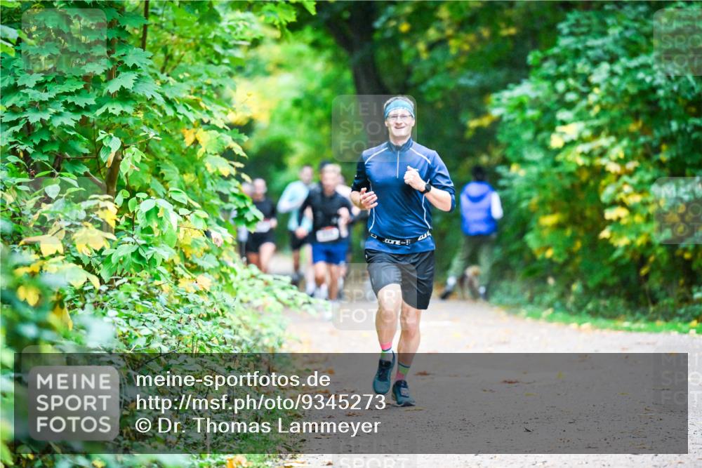 12.10.2025 - Bramfelder Halbmarathon 2025 Dr. Thomas Lammeyer http://msf.ph/oto/9345273 12.10.2025 10:14:59 Laufen  meine-sportfotos.de