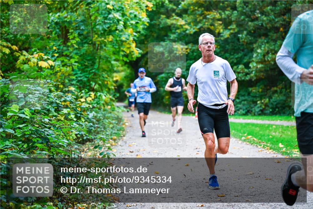 12.10.2025 - Bramfelder Halbmarathon 2025 Dr. Thomas Lammeyer http://msf.ph/oto/9345334 12.10.2025 10:15:12 Laufen  meine-sportfotos.de