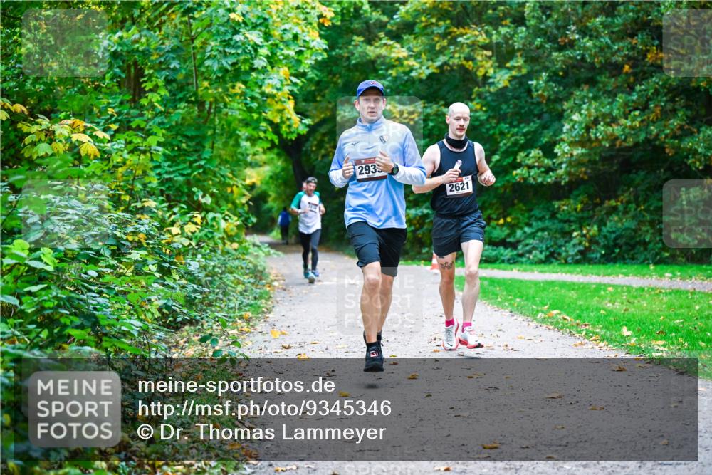 12.10.2025 - Bramfelder Halbmarathon 2025 Dr. Thomas Lammeyer http://msf.ph/oto/9345346 12.10.2025 10:15:14 Laufen 293, 2621 meine-sportfotos.de