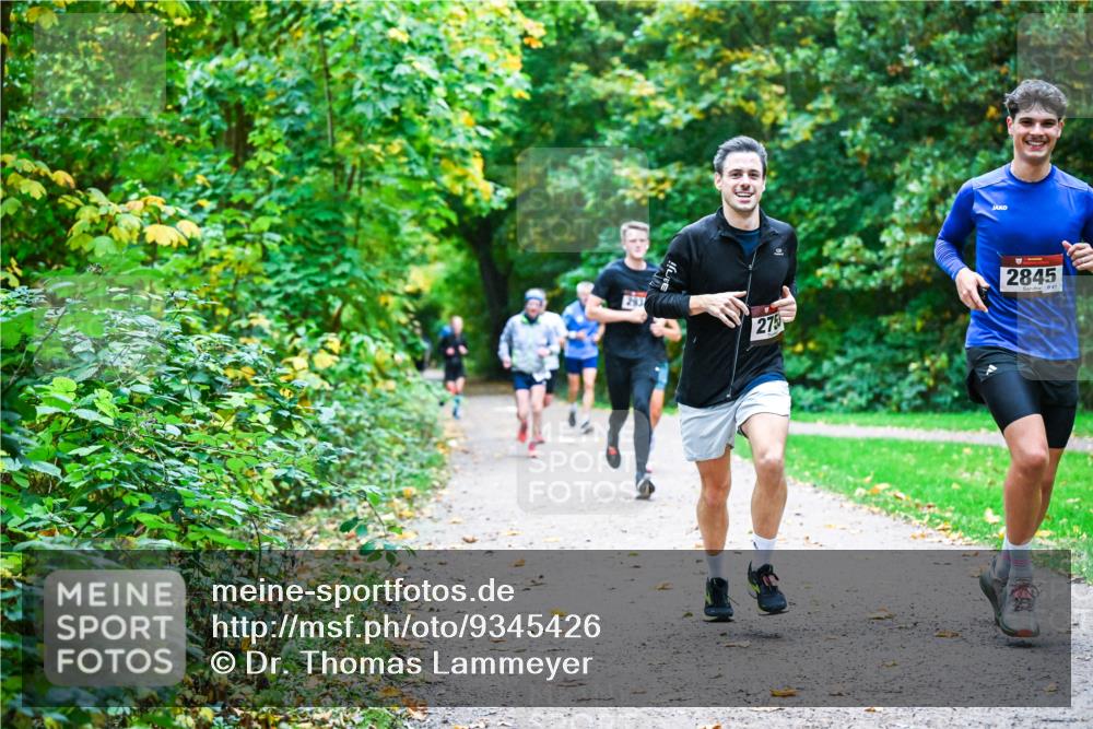 12.10.2025 - Bramfelder Halbmarathon 2025 Dr. Thomas Lammeyer http://msf.ph/oto/9345426 12.10.2025 10:15:46 Laufen 275, 2845, 41 meine-sportfotos.de