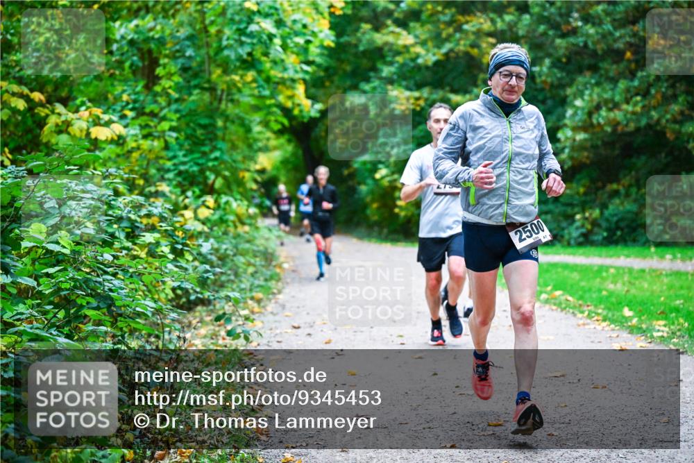 12.10.2025 - Bramfelder Halbmarathon 2025 Dr. Thomas Lammeyer http://msf.ph/oto/9345453 12.10.2025 10:15:50 Laufen  meine-sportfotos.de