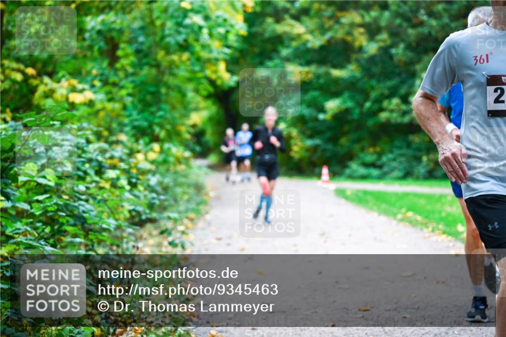12.10.2025 - Bramfelder Halbmarathon 2025 Dr. Thomas Lammeyer http://msf.ph/oto/9345463 12.10.2025 10:15:52 Laufen 361, 2 meine-sportfotos.de