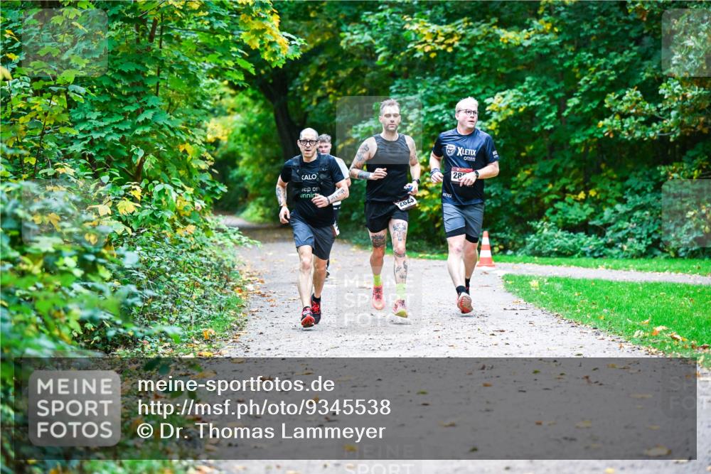 12.10.2025 - Bramfelder Halbmarathon 2025 Dr. Thomas Lammeyer http://msf.ph/oto/9345538 12.10.2025 10:16:20 Laufen 2023, 2, 28 meine-sportfotos.de
