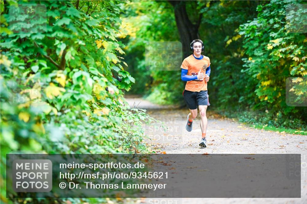 12.10.2025 - Bramfelder Halbmarathon 2025 Dr. Thomas Lammeyer http://msf.ph/oto/9345621 12.10.2025 10:16:48 Laufen  meine-sportfotos.de