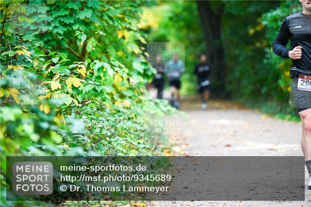12.10.2025 - Bramfelder Halbmarathon 2025 Dr. Thomas Lammeyer http://msf.ph/oto/9345689 12.10.2025 10:17:06 Laufen 29 meine-sportfotos.de